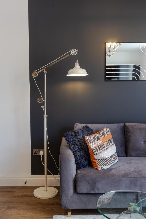 Bright Cheery 4 Bd Apartment By Brighton Station Bagian luar foto